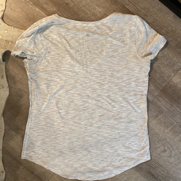 Lululemon Workout Top - Picture 2 of 3